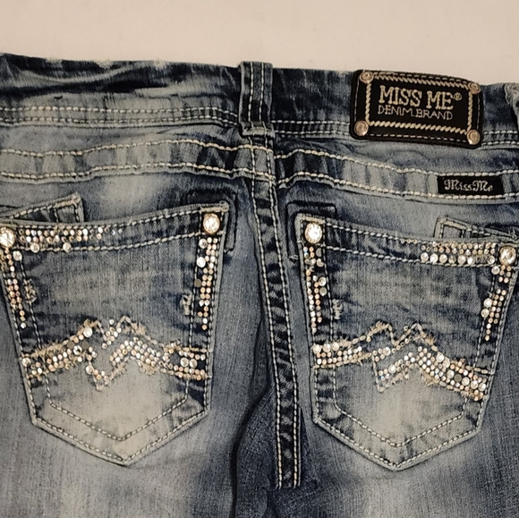 Miss Me Jean's straight legs - Picture 6 of 6